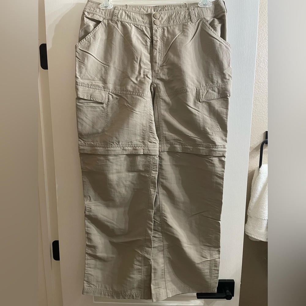 The North Face Women's Convertible Khaki Cargo Hiking Pants Zip Off Size 16